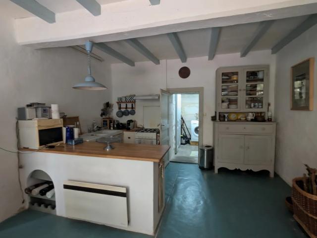Maison vente à La Haute Côte, Saint-Dizant-du-Gua