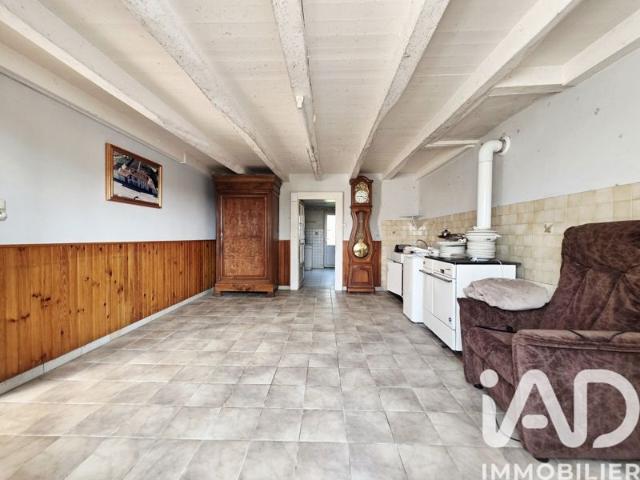 Maison vente à Parthenay, Gourgé