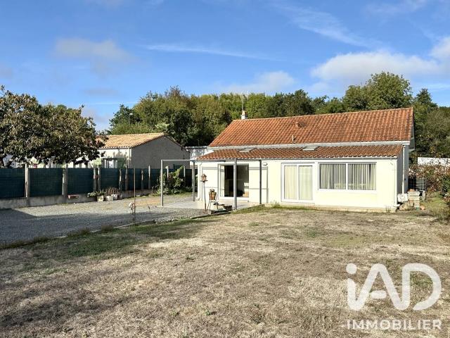Maison vente à La Roche-sur-Yon, Cugand
