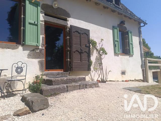 Maison vente à Mauriac, Saint-martin-cantalès