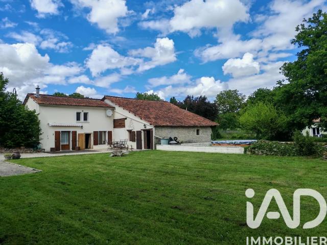 Maison vente à Montmorillon, Saint-macoux
