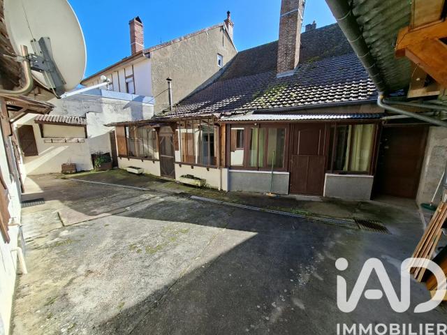 Maison vente à Louhans-Châteaurenaud, Saint-germain-du-bois