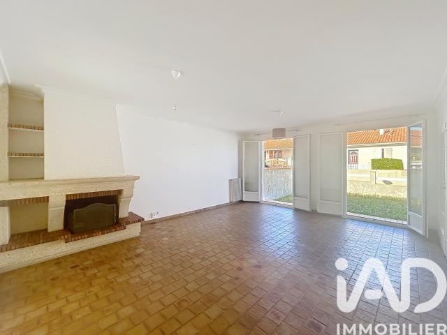 Maison vente à Angoulême, Aignes-et-puypéroux