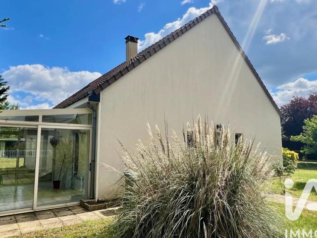 Maison vente à Loches, Chargé