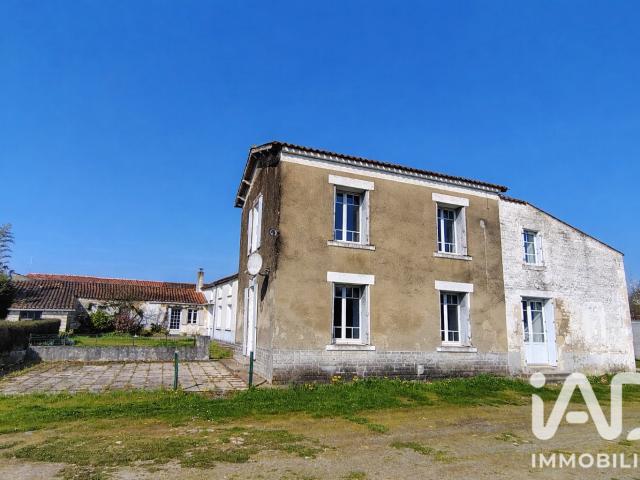 Maison vente à Fontenay-le-Comte, Fontenay-le-comte