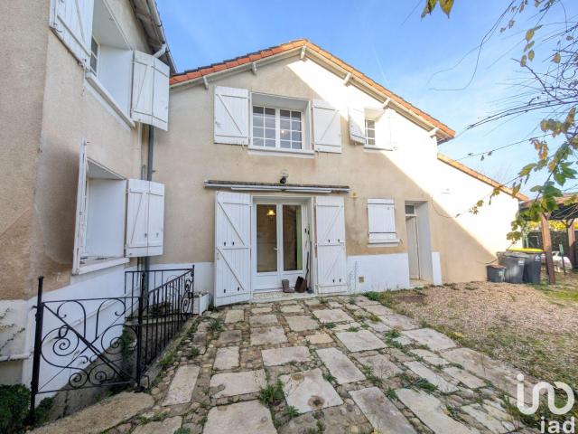 Maison vente à Montmorillon, Lussac-les-châteaux