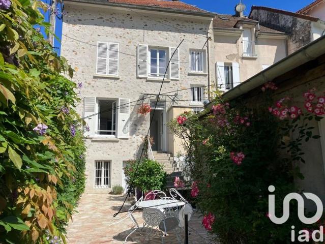 Maison vente à Provins, Doue