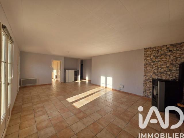 Maison vente à Troyes, Mesnil-sellières