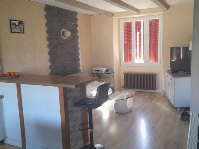Maison vente à Limoges, Châteauneuf-la-forêt