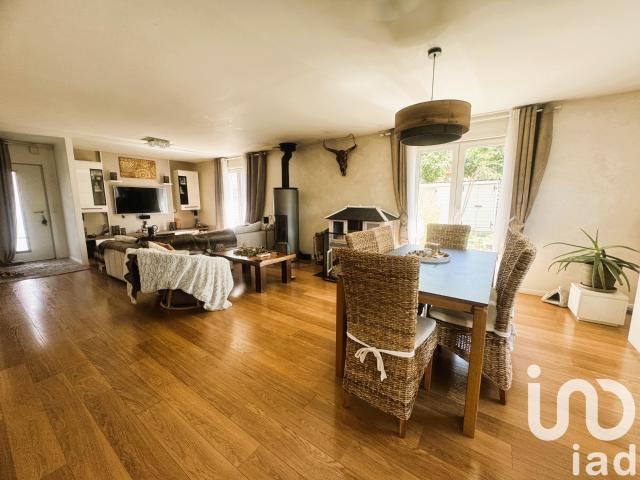 Maison vente à Saint-Julien-en-Genevois, Cranves-sales