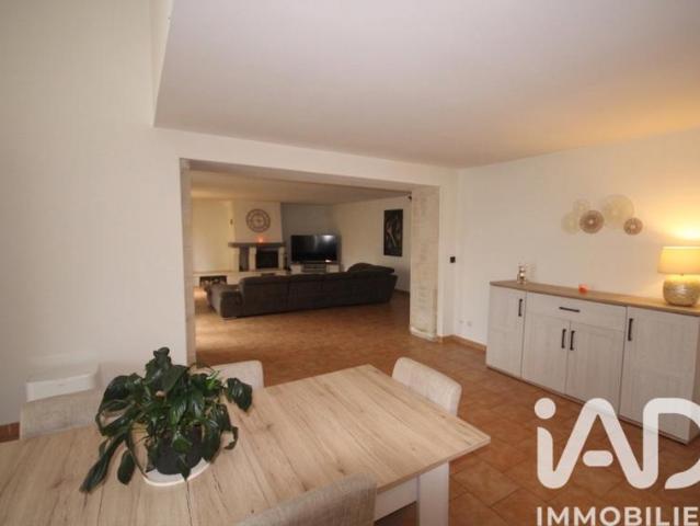 Maison vente à Saint-Jean-d'Angély, Doeuil-sur-le-mignon