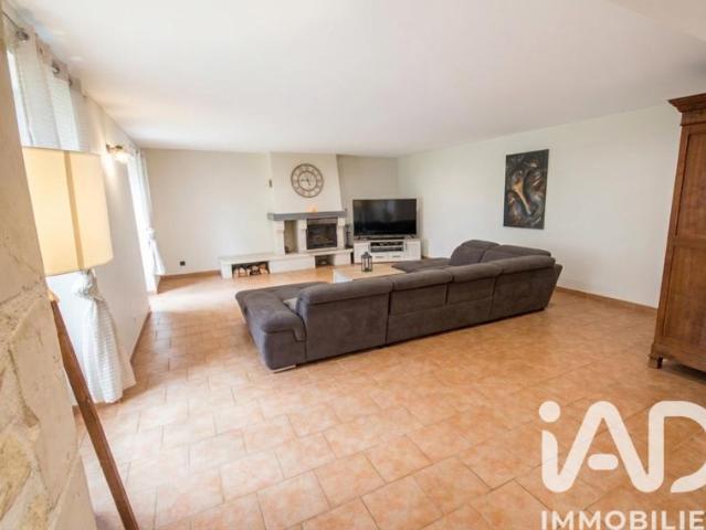 Maison vente à Saint-Jean-d'Angély, Doeuil-sur-le-mignon