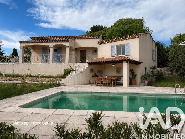 Maison vente à Nîmes, Saint-maximin