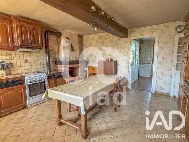 Maison vente à Le Château, Doue