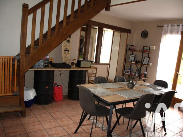 Maison vente à La Flèche, Souligné-flacé