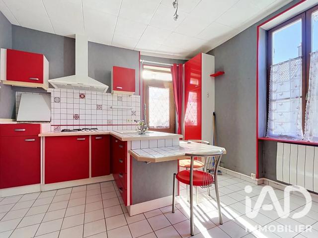 Maison vente à La Charnée, Le Veurdre