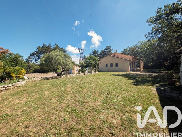 Maison vente à Saint-Jean-d'Angély, La Vergne
