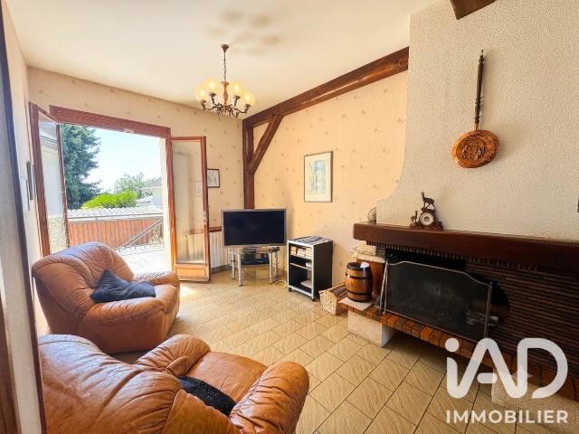 Maison vente à Croix Verte, Mandres-les-Roses