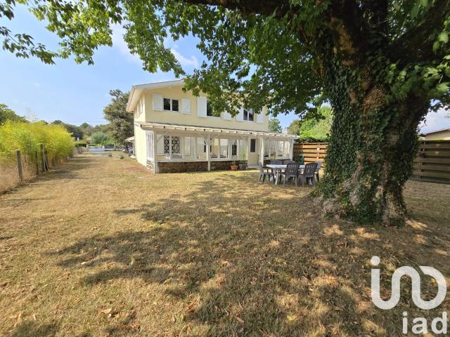Maison vente à Arcachon, Salles