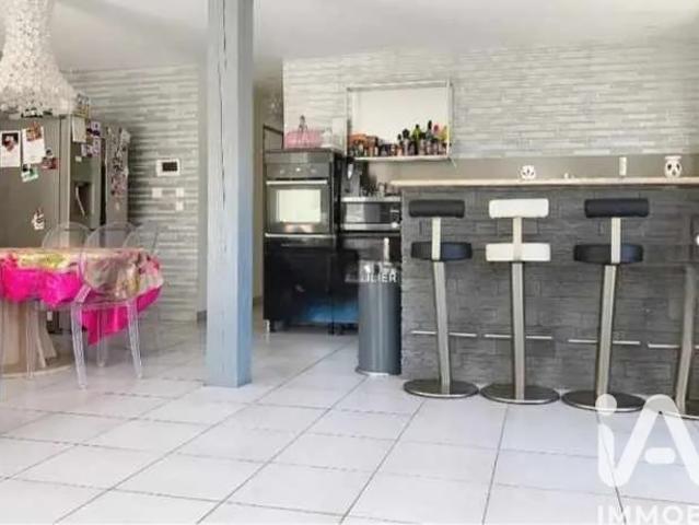 Maison vente à Montluçon, Néris-les-bains