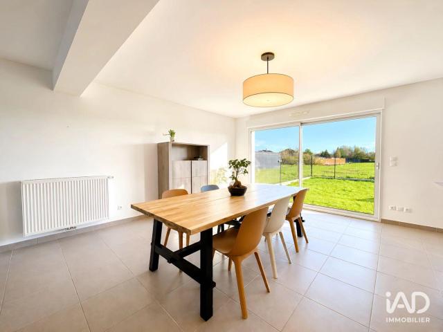 Maison vente à Douai, Ecaillon