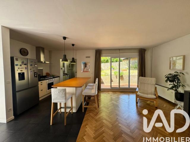 Maison vente à Palaiseau, Bruyères-le-châtel