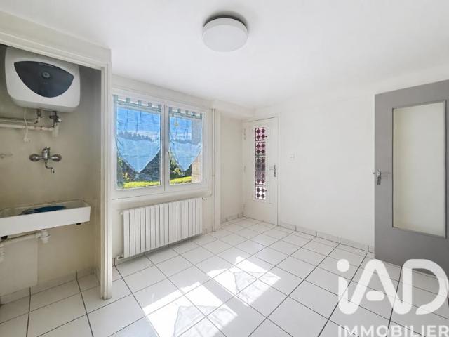 Maison vente à Yssingeaux, Saint-romain-lachalm