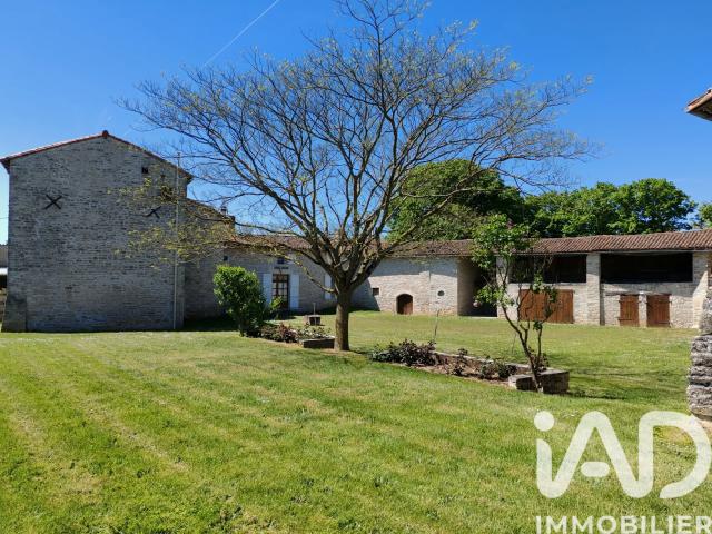 Maison vente à Raix, Charente