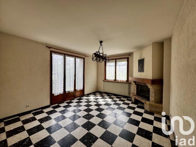Maison vente à Fontainebleau, Poligny