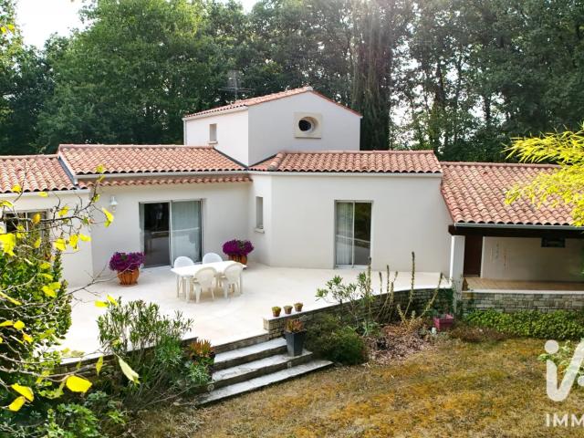 Maison vente à Saintes, Pisany