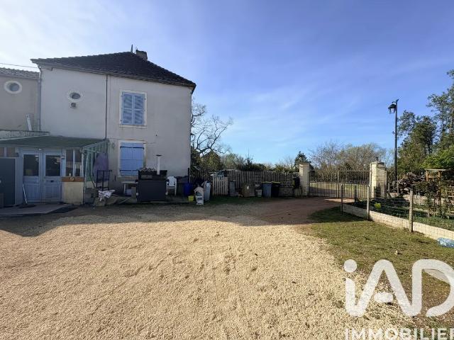 Maison vente à Montluçon, Ainay-le-château