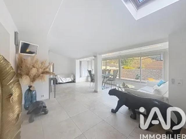 Maison vente à Marseille, Roquevaire