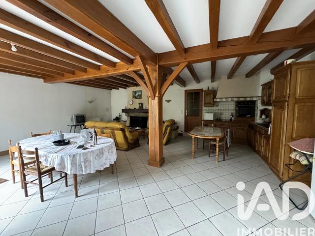 Maison vente à Angoulême, Montboyer