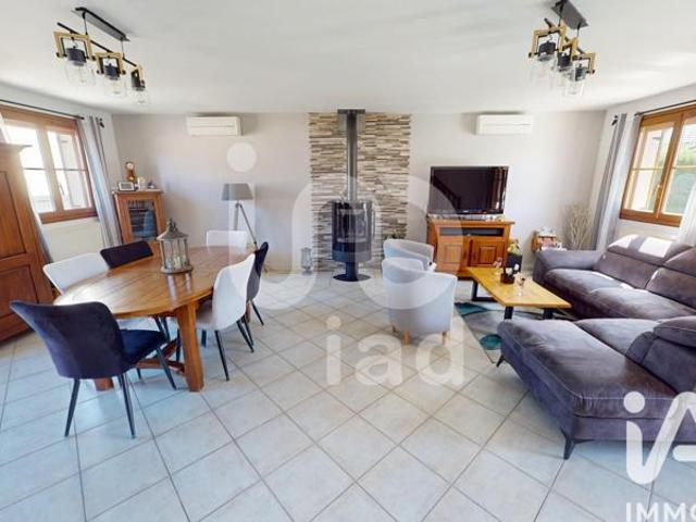 Maison vente à Melun, Champeaux