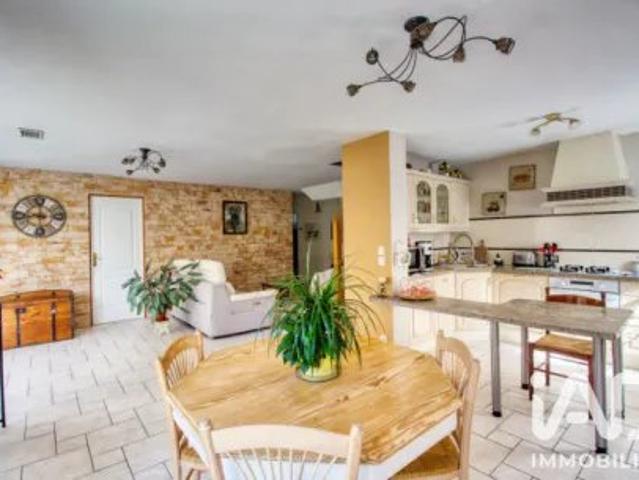 Maison vente à Le Village, Aincourt