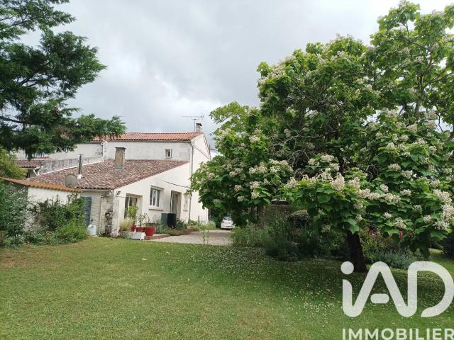 Maison vente à Saintes, Corme-royal