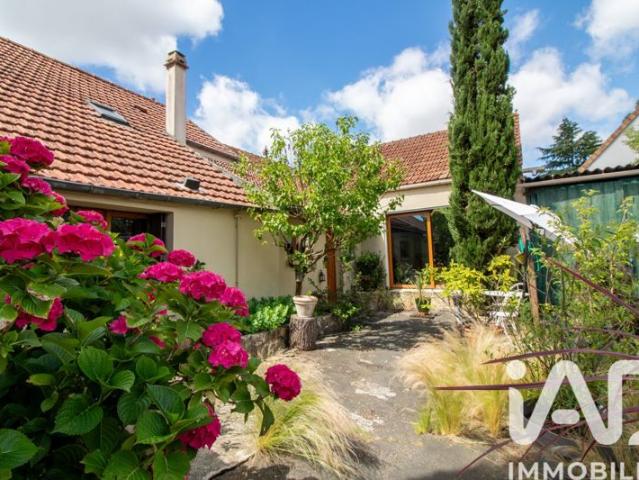 Maison vente à Versailles, Plaisir