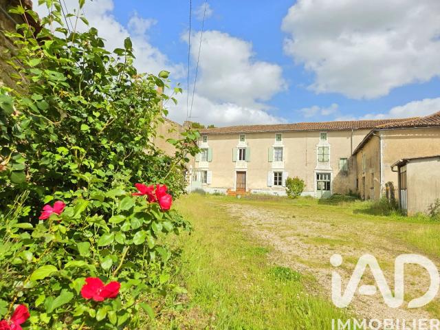Maison vente à Poitiers, Neuville-de-poitou