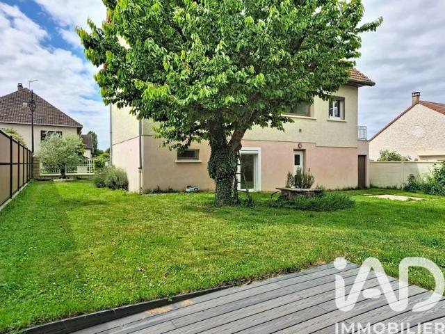 Maison vente à Versailles, Les Clayes-sous-bois