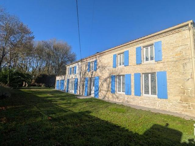 Maison vente à Rochefort, Saint-saturnin-du-bois