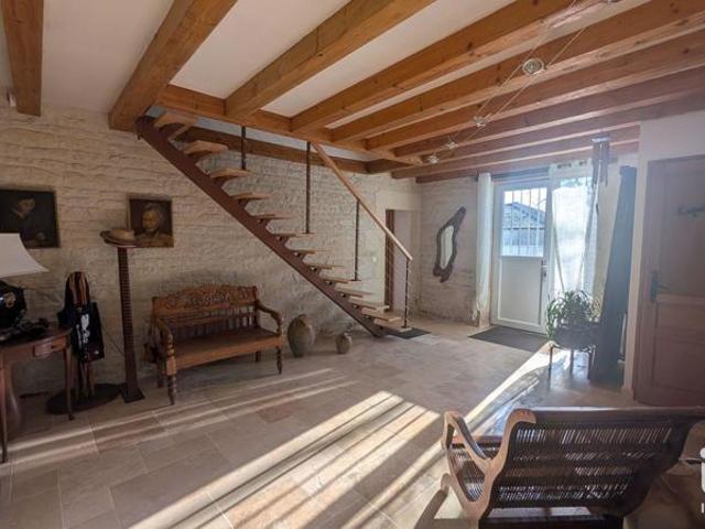 Maison vente à Rochefort, Saint-saturnin-du-bois