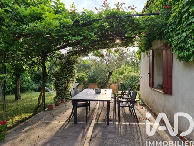 Maison vente à Nîmes, Saint-mamert-du-gard