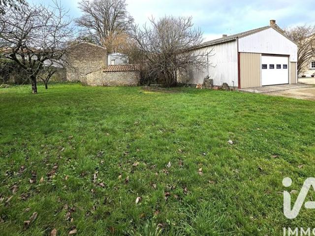 Maison vente à Fontenay-le-Comte, Xanton-chassenon