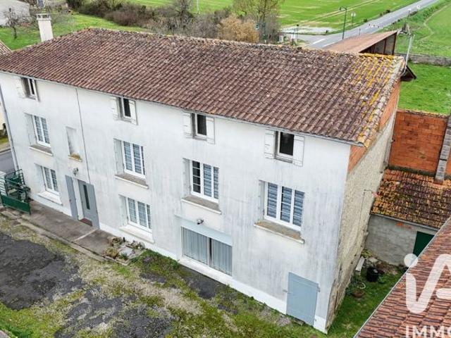 Maison vente à Confolens, Tourriers