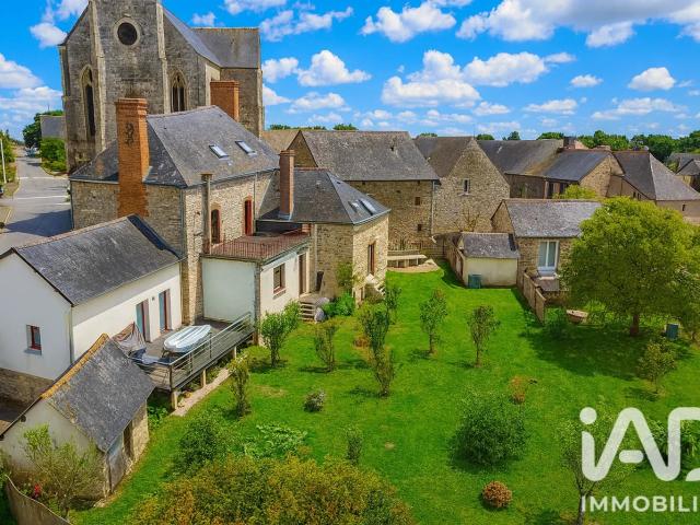 Maison vente à Les Cours Luniaux, La Bosse-de-Bretagne