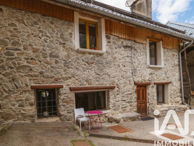 Maison vente à Grenoble, Auris