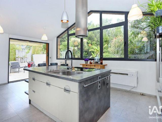Maison vente à Marseille, Auriol