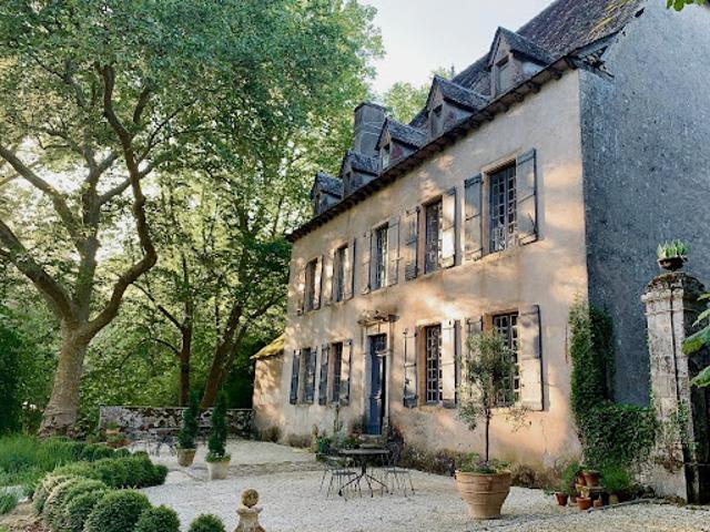 Château vente à Figeac