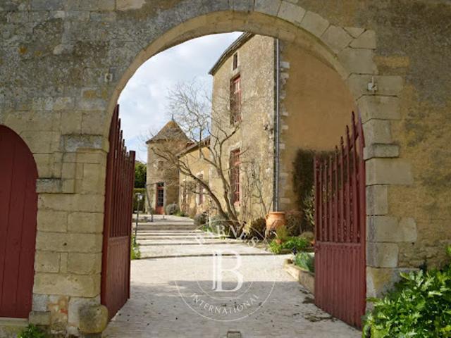 Château vente à Niort