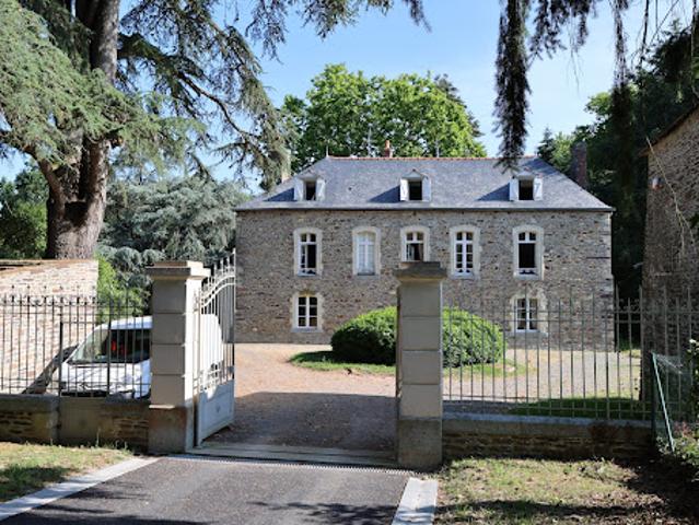 Château vente à Chatou, La Magdeleine